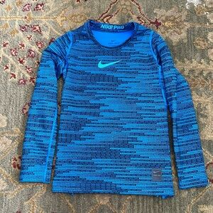 Youth medium Nike Pro Dri-fit fitted long sleeved shirt